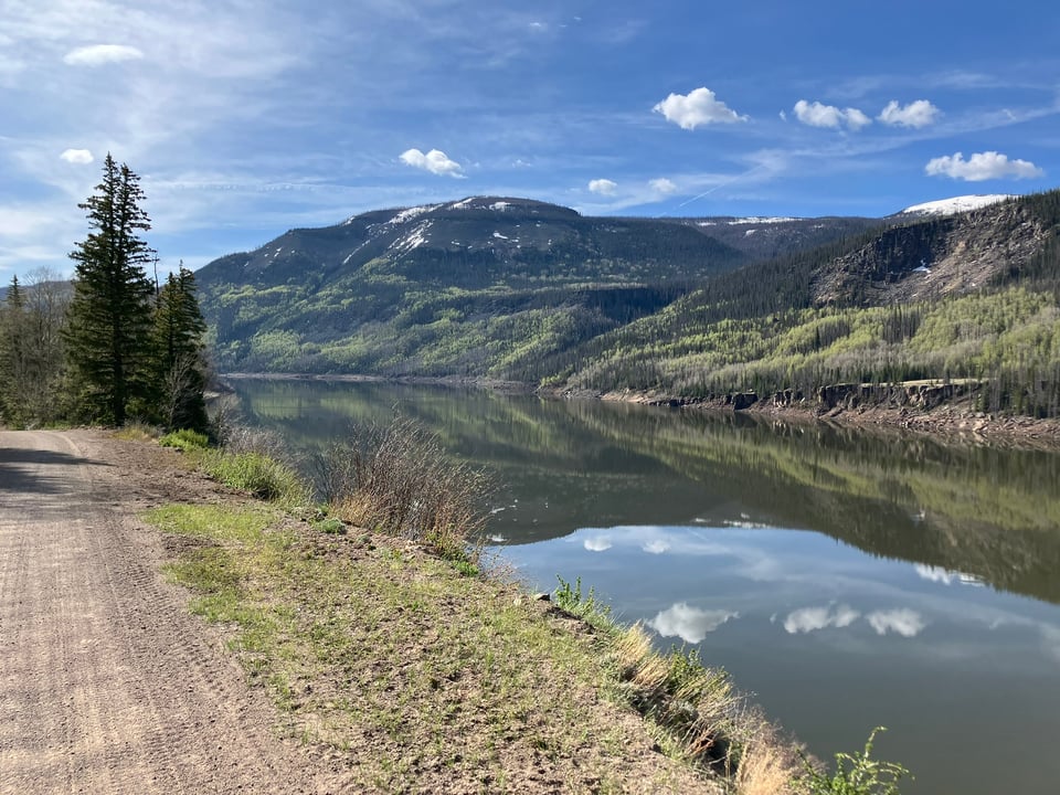 37.7377° N, 107.323° W