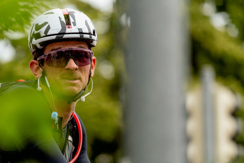 Fahrer mit Kopfhörern