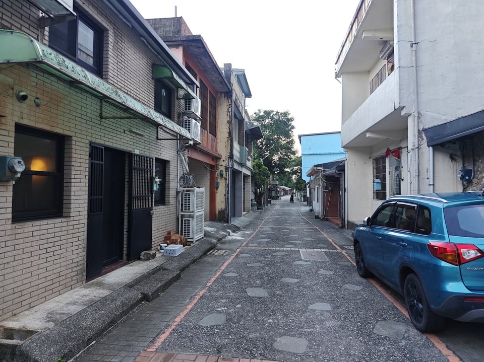 1729409669296-min.jpg