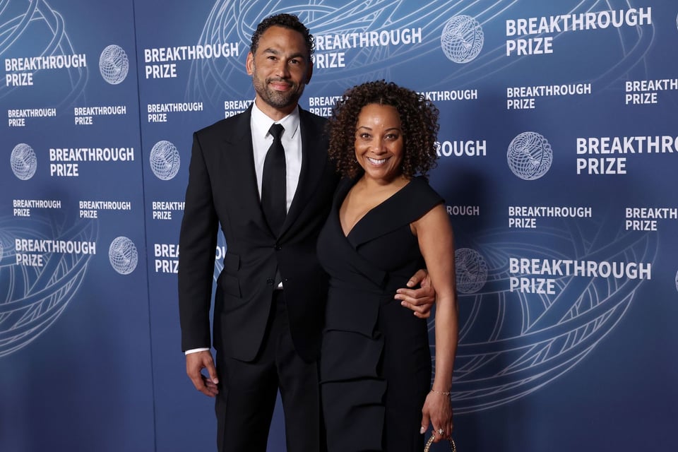 Tekedra Mawakana at the 2024 Breakthrough Prize ceremony with her partner, Antony Taylor.
