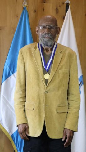 Dr. Noel Solomons