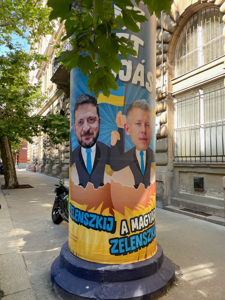 An advertising poster on a Budapest street shows opposition candidate Peter Magyar arm in arm with Ukrainian president Vladimir Zelensky. These were put up by the ruling Russia-friendly Fidesz party to stoke fears about getting dragged into the conflict.