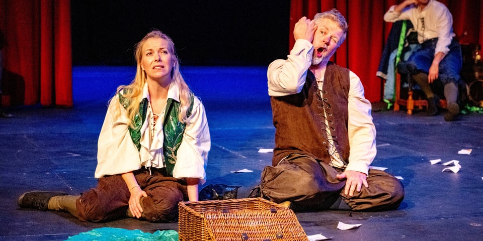 Ali James and Chris Mead in The Play's The Thing.