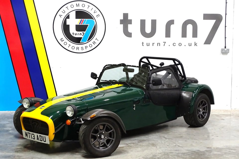 Caterham R300 in Lotus Racing Colours