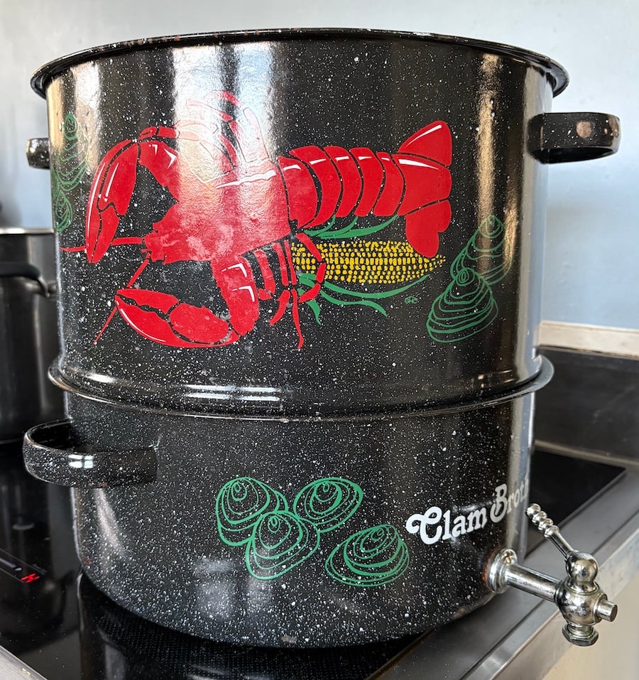 Clam steamer contraption thingy.