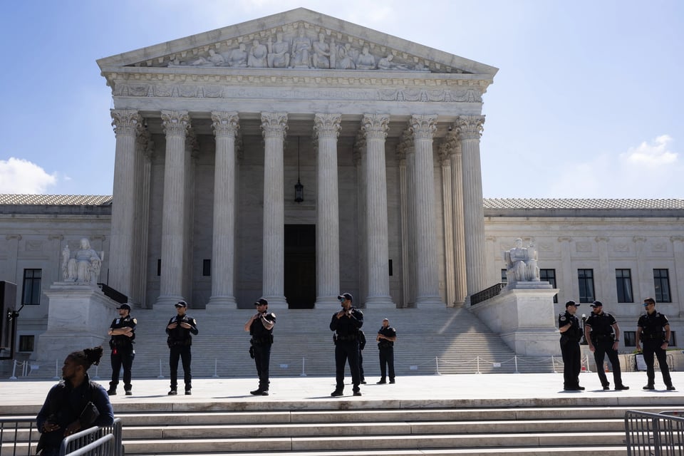 Supreme Court police guard the high court on April 27. | Francis Chung/POLITICO