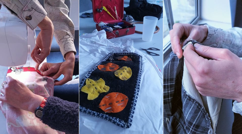 Trois photos : celle de gauche montre une machine à coudre ; deux mains tiennent un tissu en train d'être cousu, deux autres mains venant du dessus indiquent un point du tissu. La photo du milieu montre un nécessaire de couture évoquant des feuilles automnales. La photo de droite montre deux mains décousant une couture.