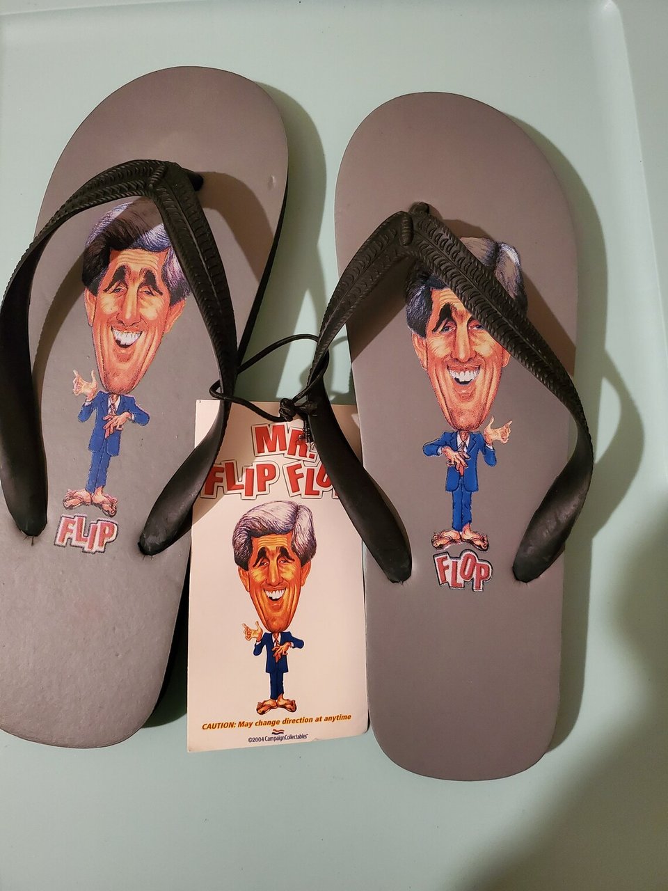 Image of the Kerry flip flops from 2004 RNC
