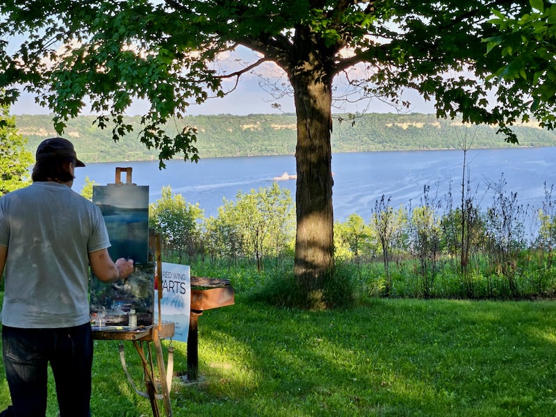 We’re not surprised that many of the artists who participated in Red Wing’s June Plein Air art celebration high-tailed it to Frontenac State Park to capture its beautiful vistas. Here’s just one artist who painted from our favorite state park’s iconic overlook. / Photo by Steve Dietz