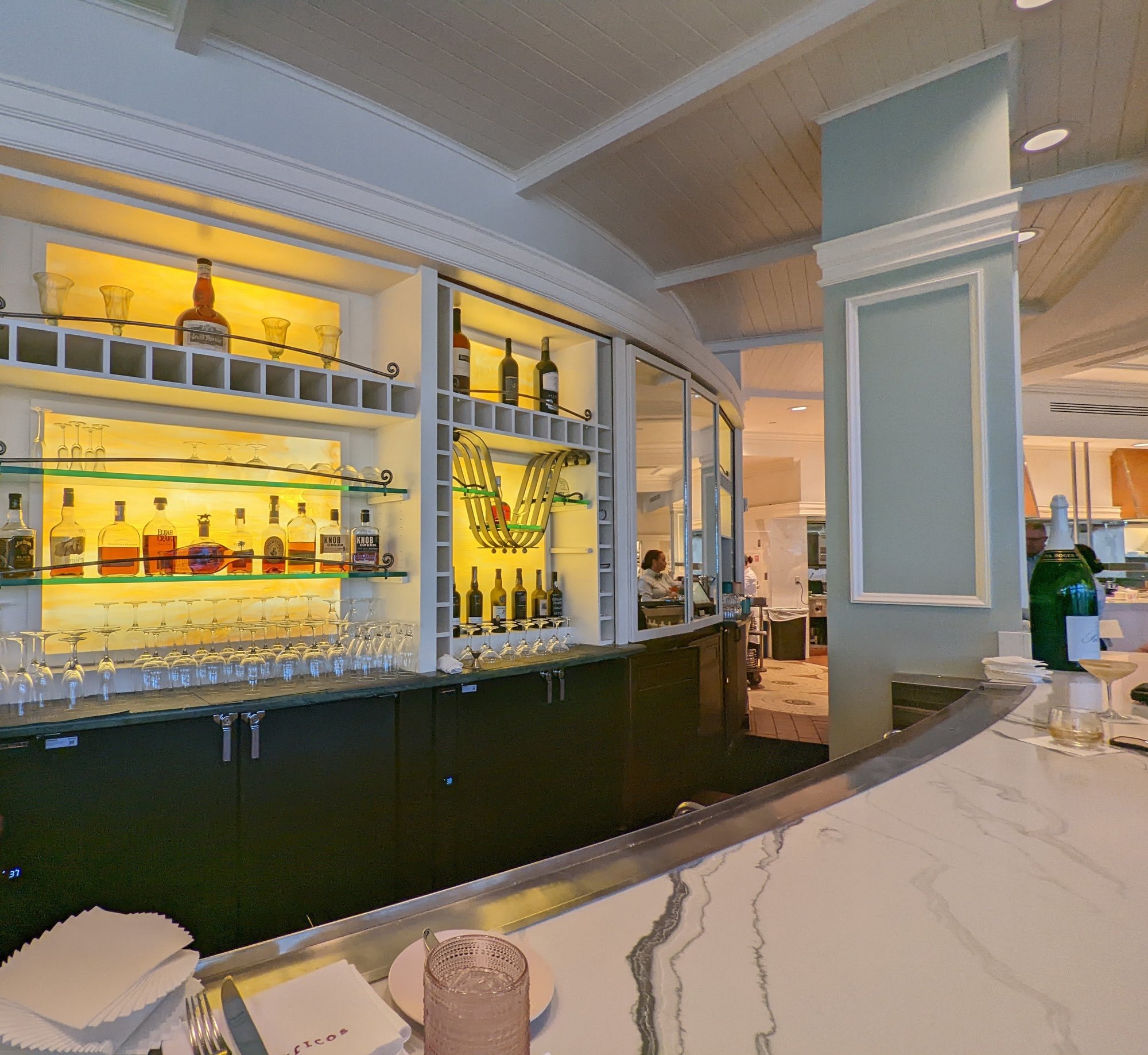The beautiful bar at Citricos