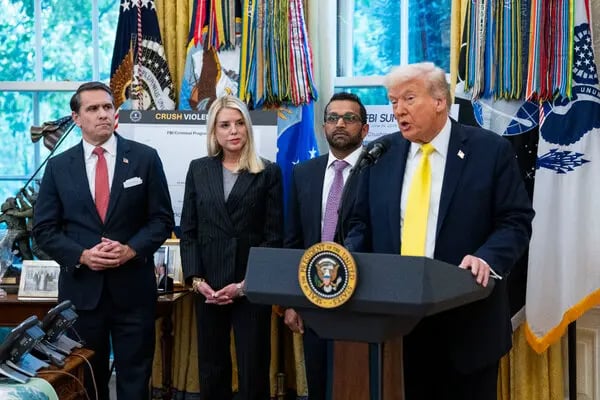 Todd Blanche, the deputy attorney general; Attorney General Pam Bondi; and Kash Patel, the F.B.I. director, with President Trump in the Oval Office last week