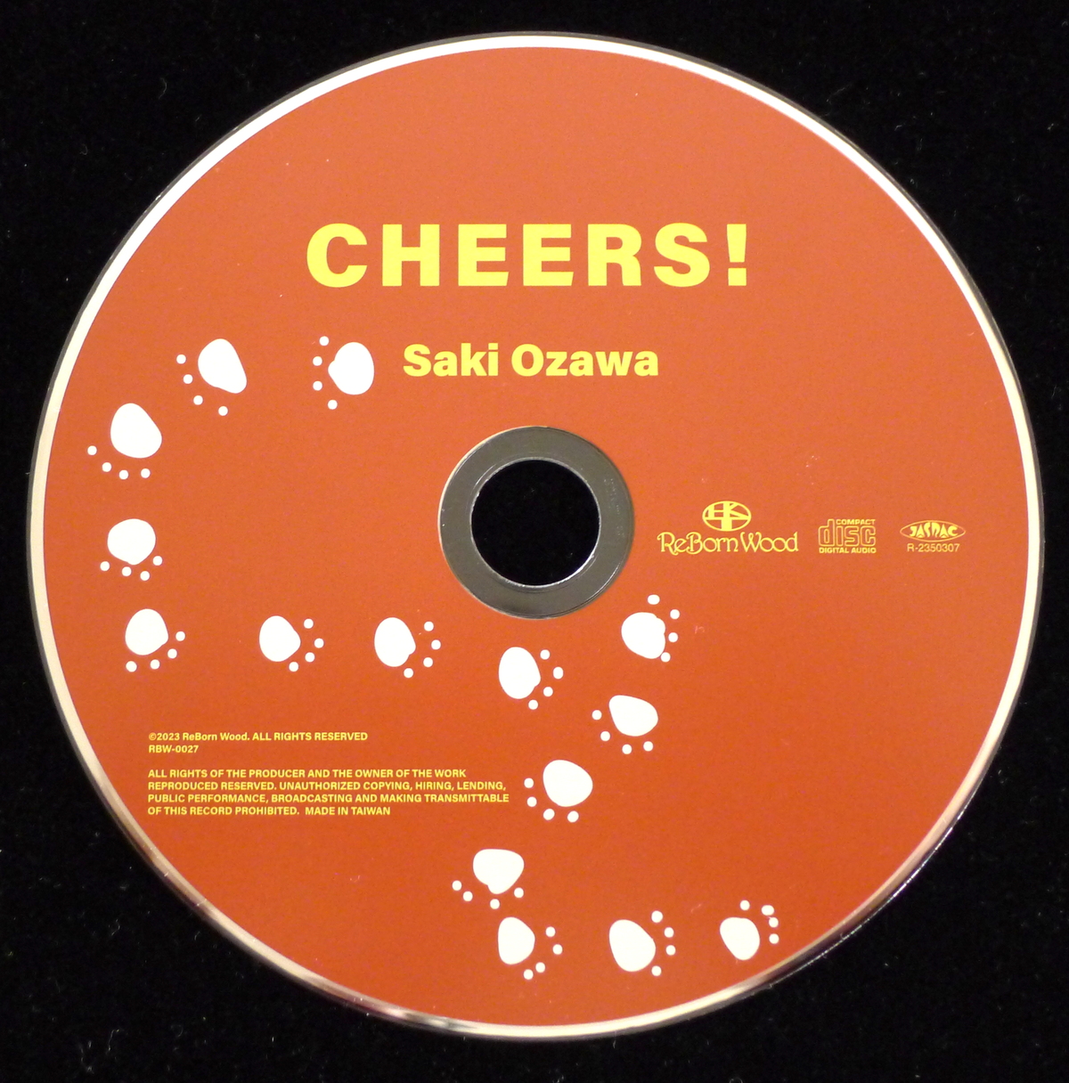 Disc of CD “/Cheers!/” by Saki Ozawa