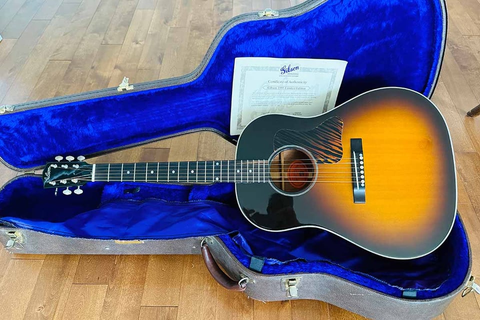 guitar.jpg
