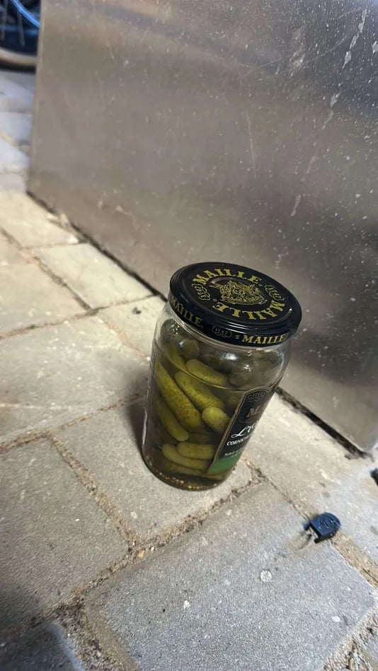 Floor Pickles