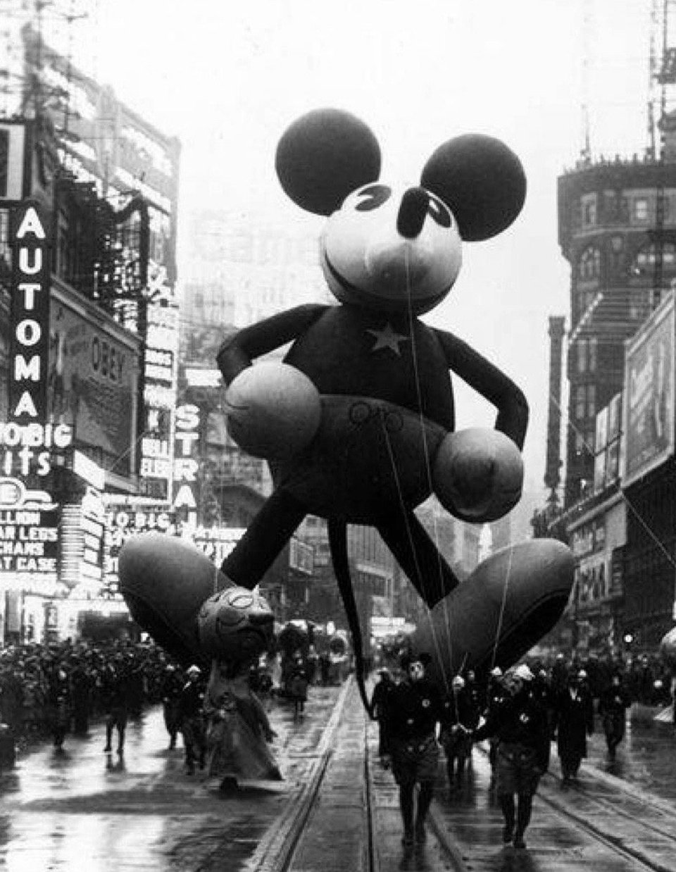 The very first Mickey Mouse in the Macy’s Thanksgiving Day Parade, 1934.h