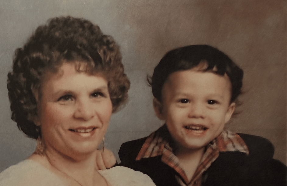 Rita Deyoe-Chiullan and her son Moisés (the author) in a photo taken in the mid-1980s