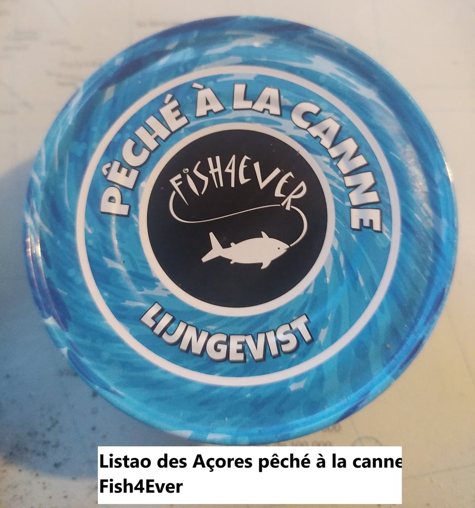 Boîte de thon pêché à la canne dans l'archipel des Açores et vendue par la marque Fish4ever.