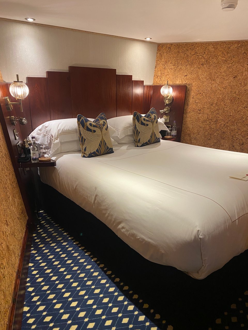 An art deco hotel bedroom