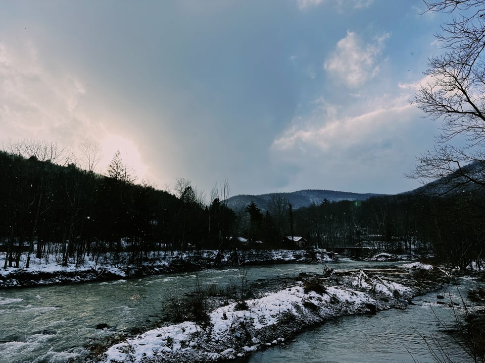 Esopus Creek in the snow