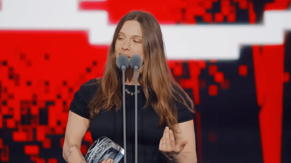 a photo of me! meredith gran, accepting an award at the IGF ceremony