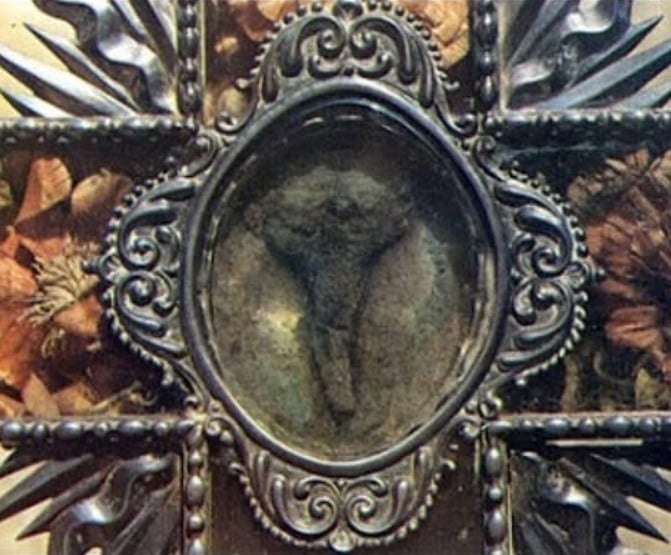Medieval-Bodies-2.jpg