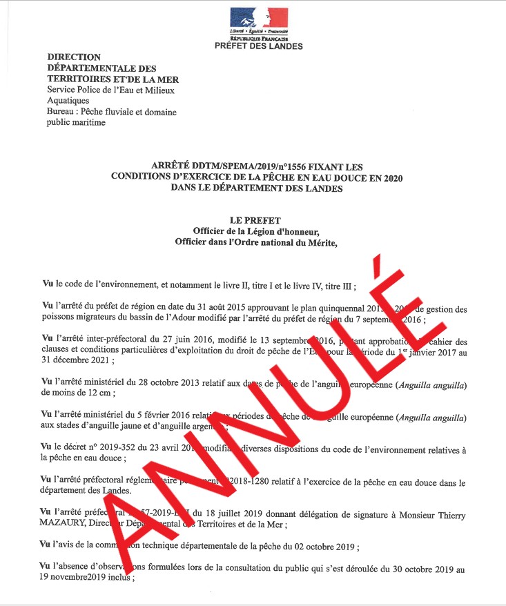Le 22 mai 2026, le Conseil d'État a confirmé le jugement de la cour administrative d'appel qui a annulé les arrêtés de pêche dans les Landes pour 2020. Les orientations du DOCOB ne peuvent pas venir limiter les objectifs de conservation assignés par la directive HABITATS. Le fait que l'Inventaire National du Patrimoine Naturel n'ait pas cité la pêche comme menaces pour les poissons migrateurs de l'Adour ne suffit pas à écarter la pêche de la liste de ces menaces .