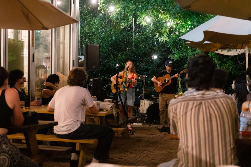 Belle Shea duo set with Sam Roller, both playing guitar (Sam also playing harmonica)