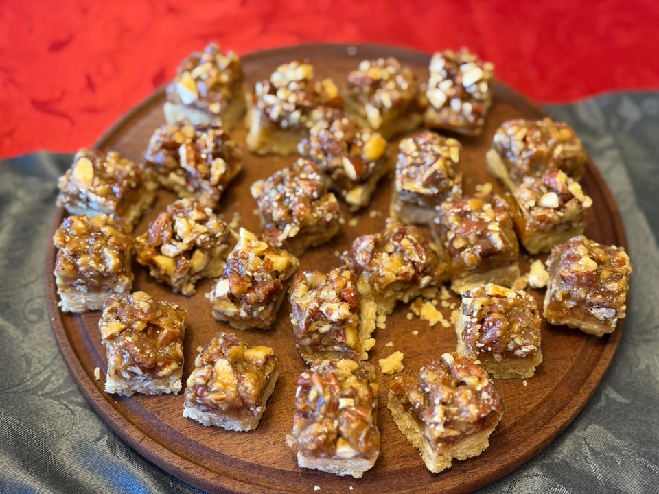 Pecan Almond shortbread cookie bites.