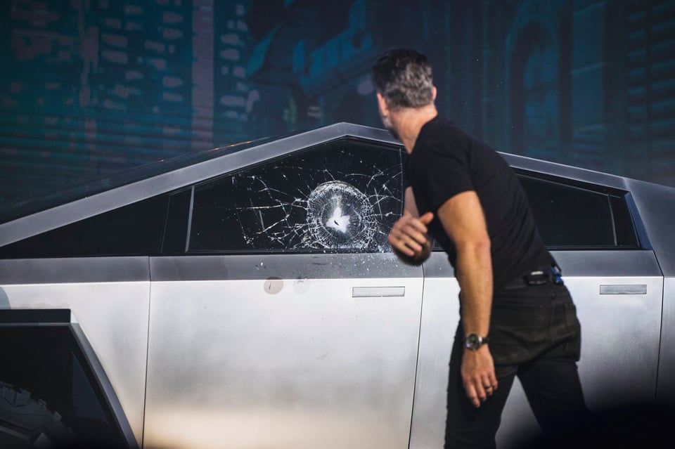 The iconic Cybertruck demo where a Tesla employee told to demonstrate the bullet proof windows shattered it by throwing a ball.