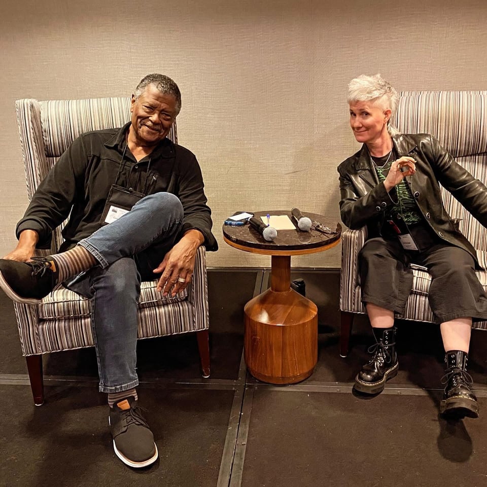 Gary Phillips and me sitting on Very Important Chairs for the Guest of Honor interveiw