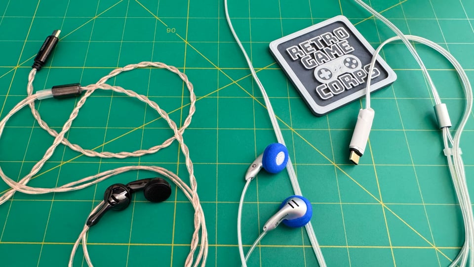 retro earbuds