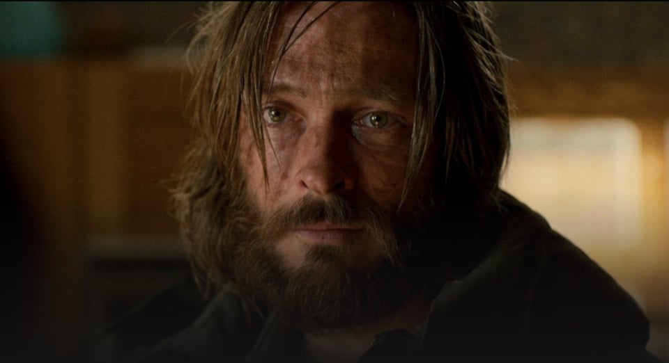 Older Jonas from DARK, looking like he‘s seen some shit. Which he has, obviously.