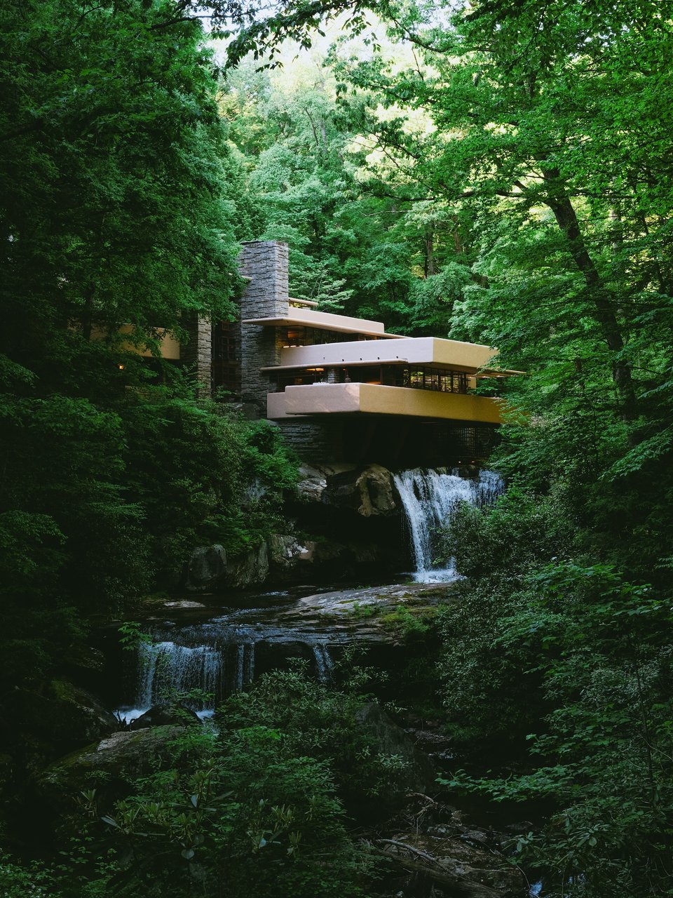 Postcard 058 - Fallingwater