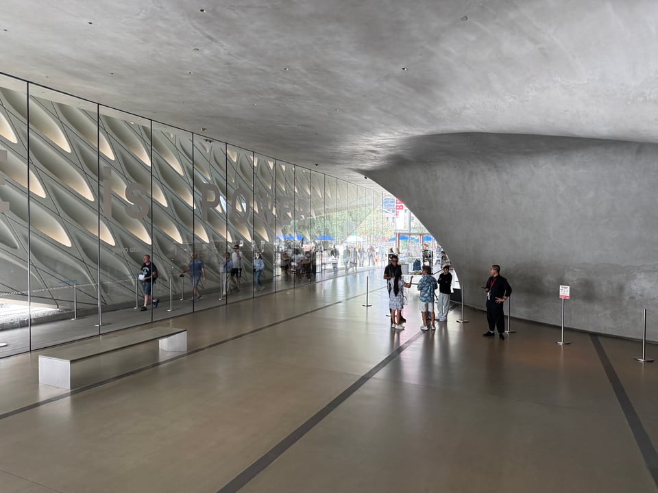 photo of the cavernous and cavern-like lobby of The Broad Museum in LA