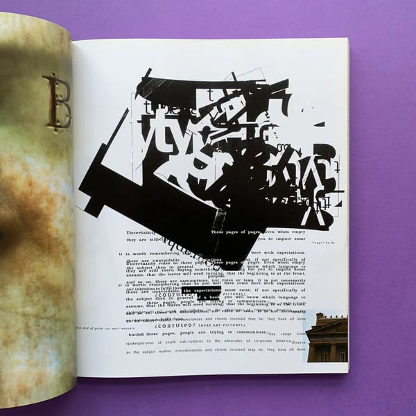 Una pagina interna del libro The End of Print