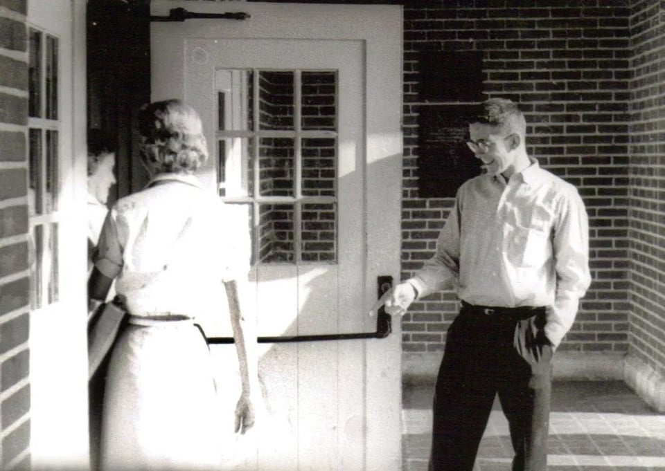 image 2.jpg