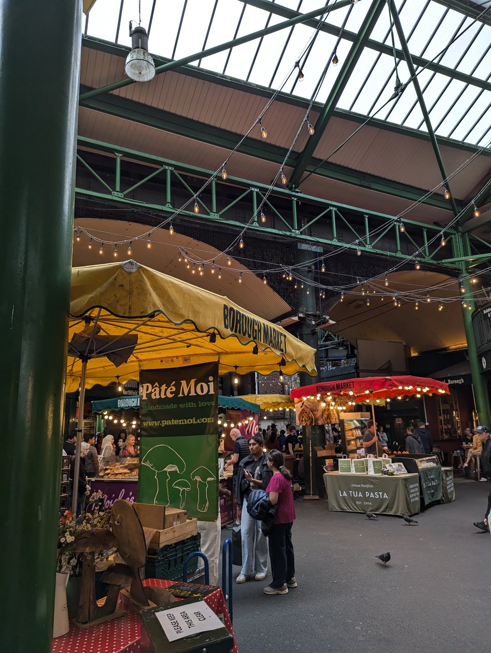 248.1 London baybeee! ✈️🥐🍝