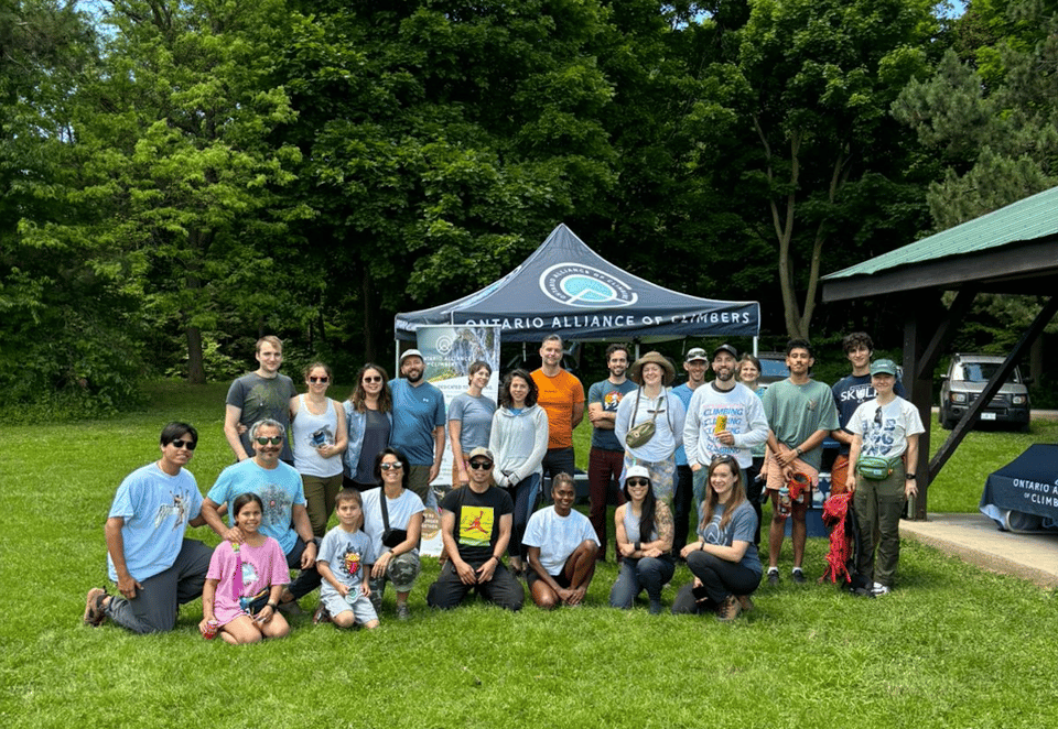 Group photo of the Rattlesnake Spring Fling attendees!