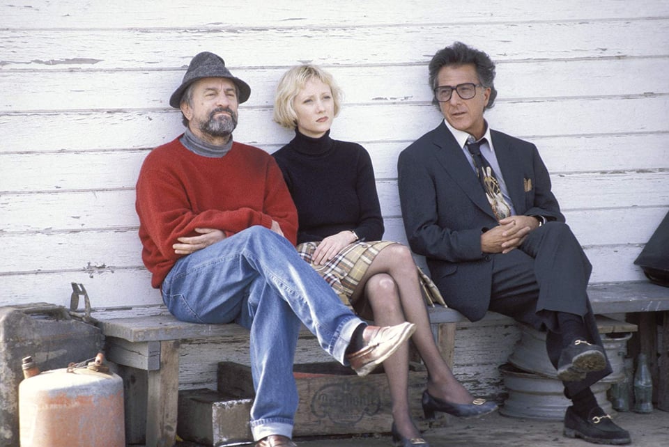 Robert De Niro, Anne Heche, and Dustin Hoffman in Wag the Dog.