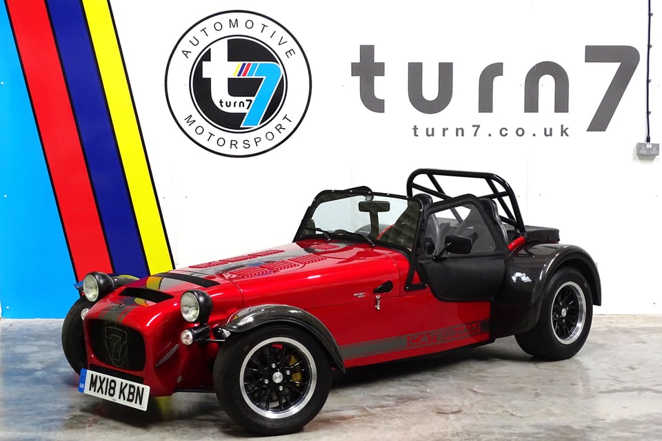 A gorgeous red Caterham 620R