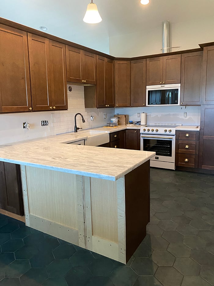 The state of the chaotic kitchen renovation