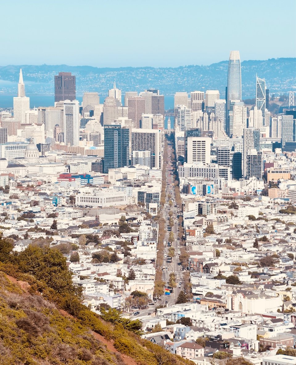 A cityscape of downtown San Francisco.