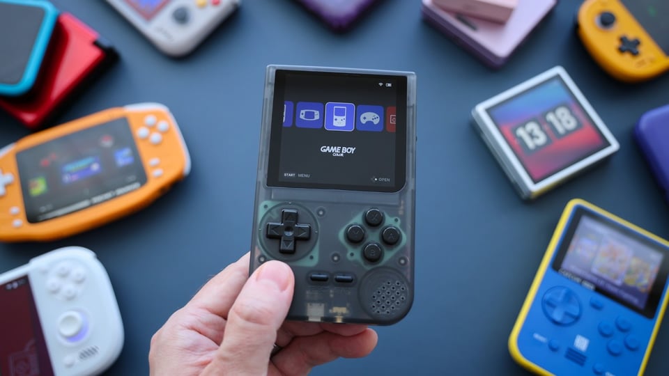 retro pixel pocket
