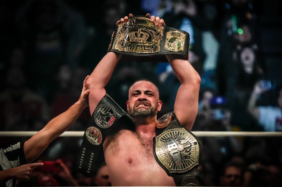 Eddie Kingston wins the 2023 Continental Classic tournament and holds the Continental Championship over his head.